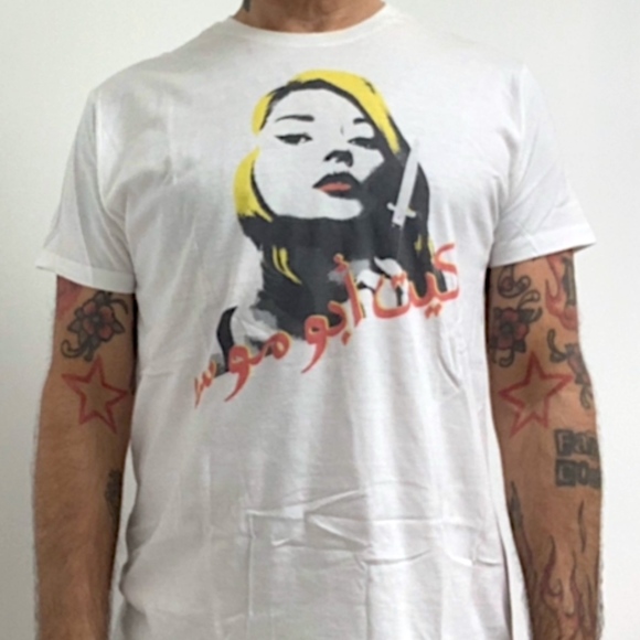 KATE MOSS Arabic Russell T-shirt "KATE THE KNIFE"